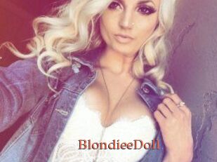 BlondieeDoll