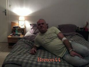 Breton44