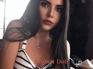 Brunett_Doll