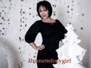 Brunettefoxygirl