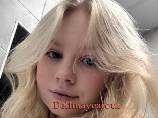 Delfinayearout