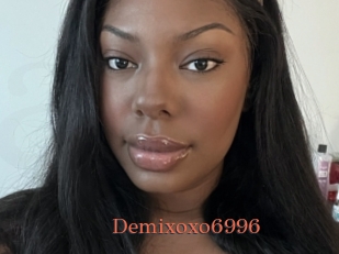 Demixoxo6996