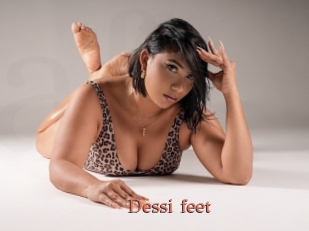 Dessi_feet