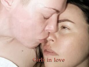 Girls_in_love