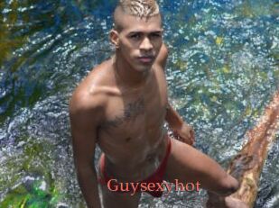 Guysexyhot