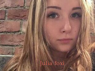 Julia_foxi