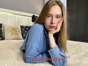 Juneblooming