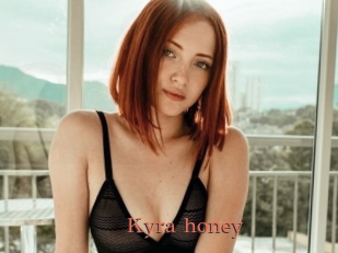 Kyra_honey