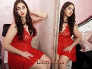 LarraFoxx