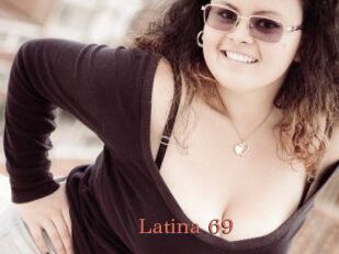 Latina_69