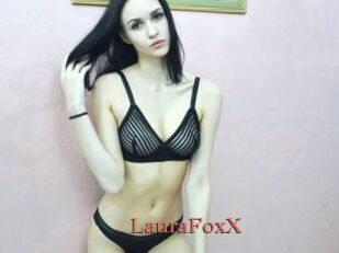 LauraFoxX