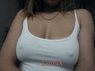 LauraX