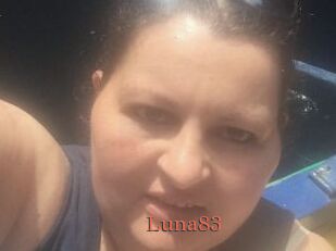 Luna83