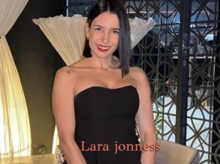 Lara_jonness