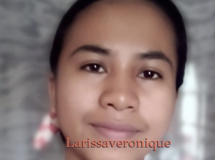 Larissaveronique