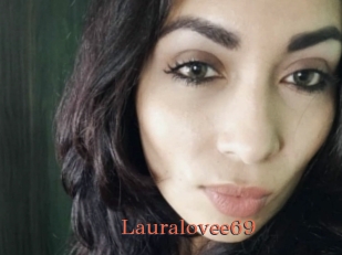 Lauralovee69