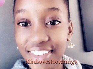 MiaLovesHotthings
