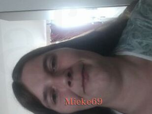 Mieke69