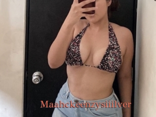 Maahckeenzysiiilver