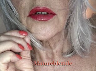 Matureblonde