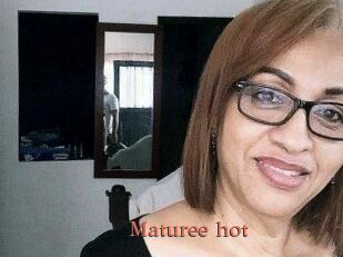 Maturee_hot