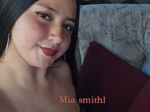 Mia_smithl