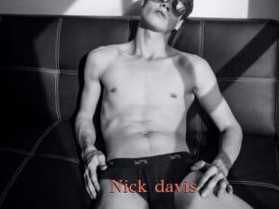 Nick_davis