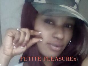 PETITE_PLEASUREx