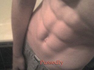 Pussedly