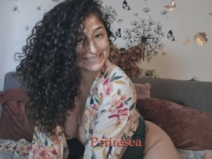 Petitesea