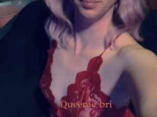 Queenie_bri