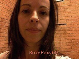 RoxyFoxy_69
