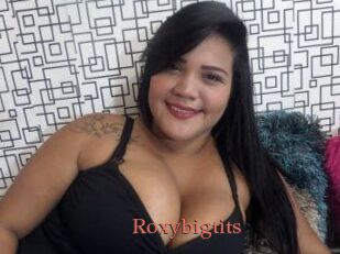 Roxybigtits