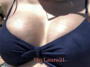 ShyLaura21