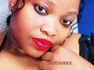 Tastyboobiesxx